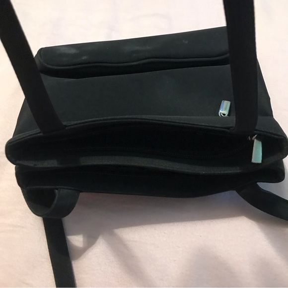 Chenson Black Shoulder Bag Zipper & Velcro Compartments Silver Hardware - Picture 7 of 11